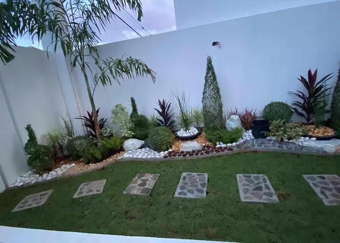 Homestay Greenview Executive Village #1 *